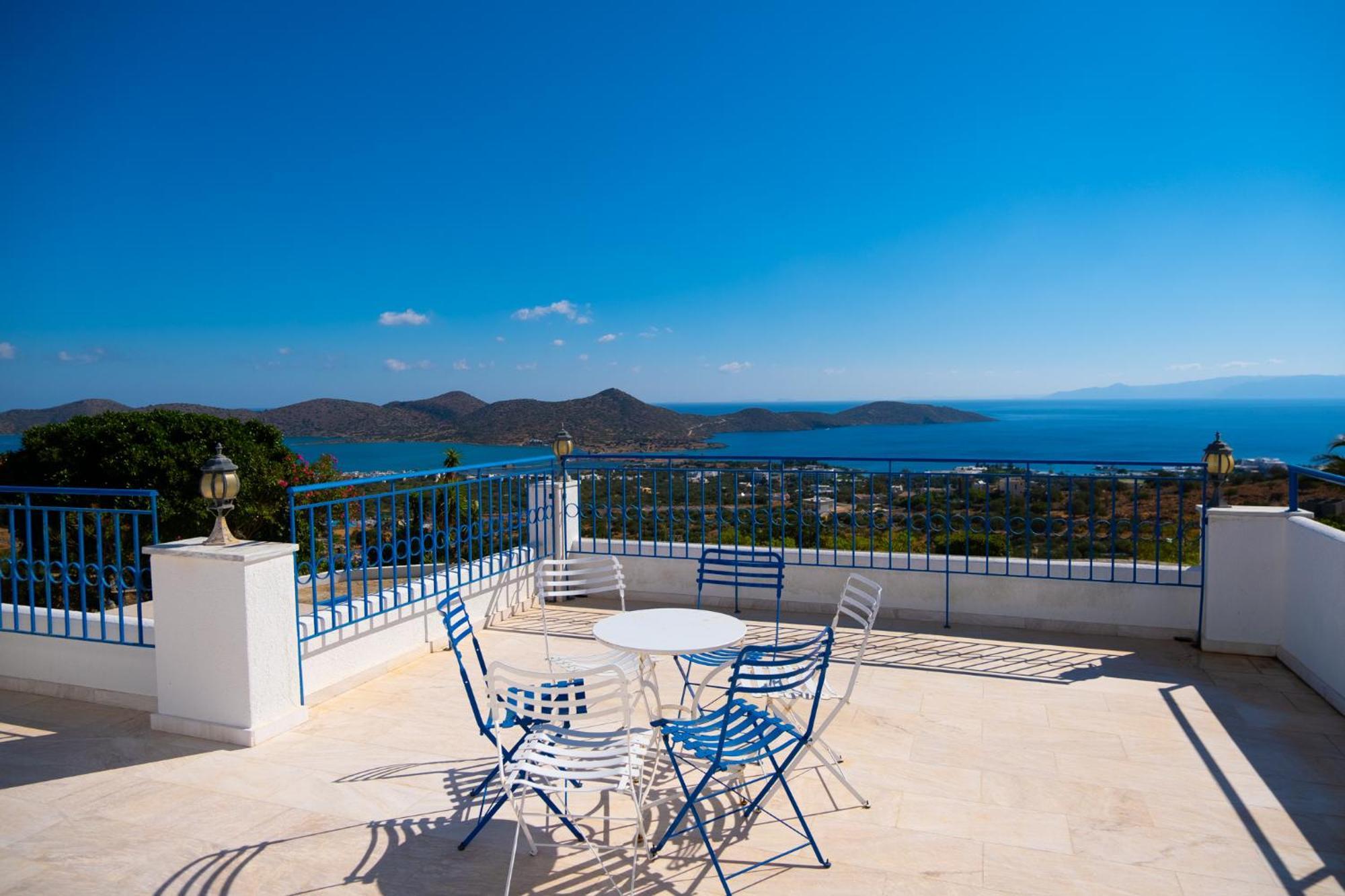 & Waterpark (adults Only) 4* Elounda (Crete)